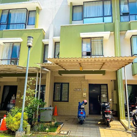 Aloha Guest House - 1 Male Only Tangerang Bagian luar foto